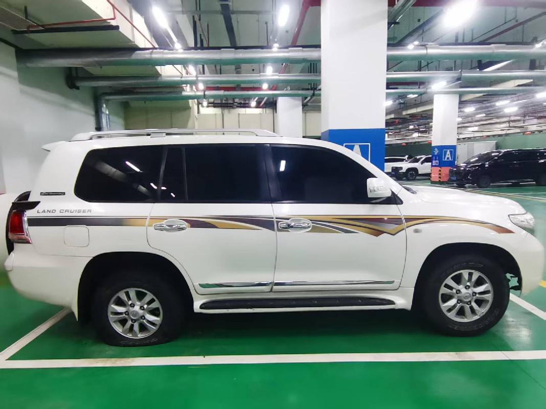 蒙K875J6丰田陆地巡洋舰小型越野客车(国资监测编号GR2026NM1003707)