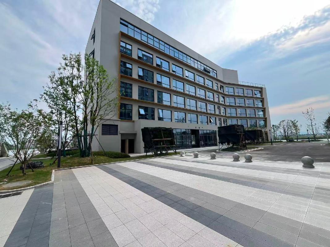 [芜湖市]南陵县龙潭汽车零部件产业园酒店、公寓及专家服务楼房产经营权出租公告