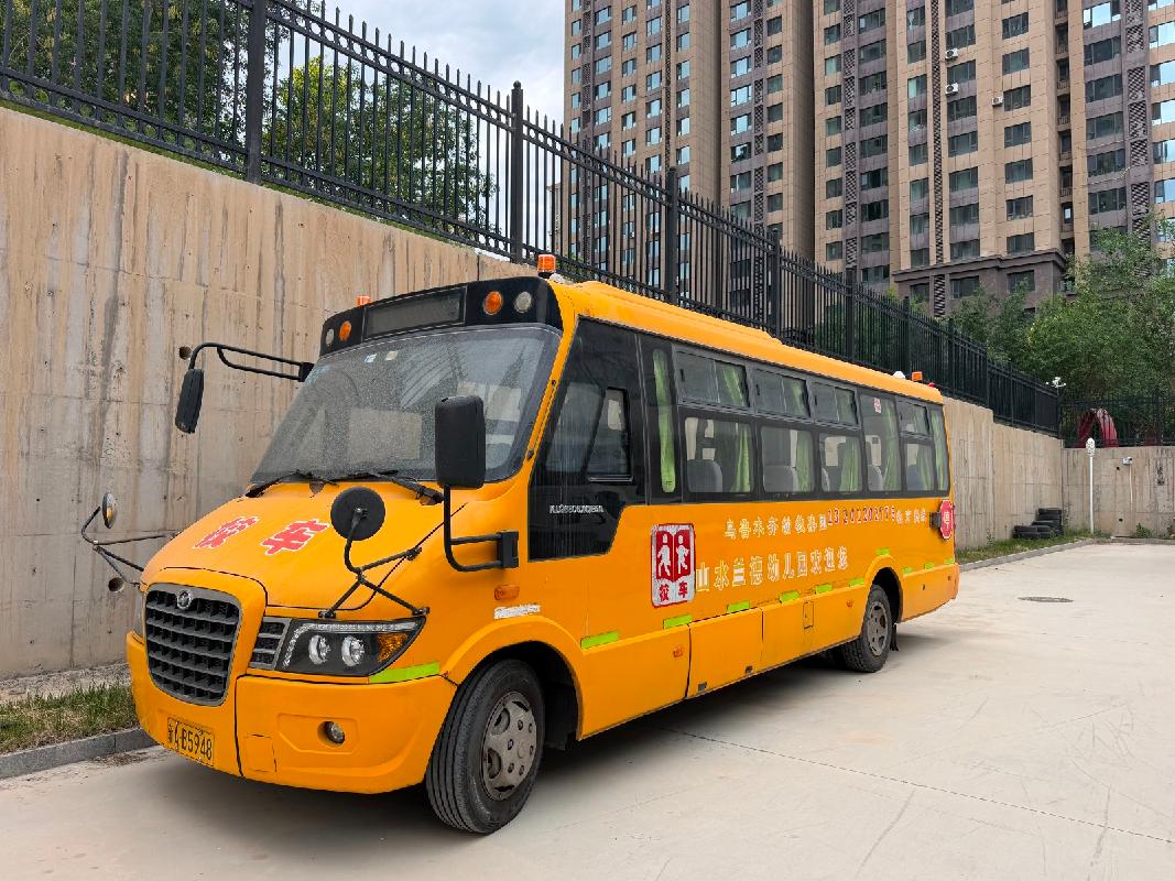 乌鲁木齐妇联幼儿教育集团有限公司转让一辆大型专业校车（新AB5948）(国资监测编号GR2026XJ1001659)