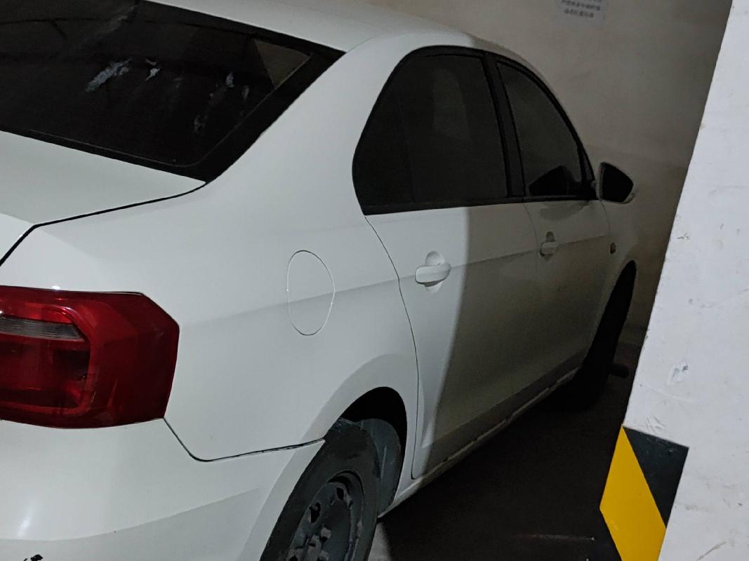 湘AJ5S42大众牌FV7160BBMBG小型轿车(国资监测编号GR2026HN1002855)