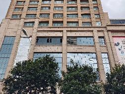定西市安定区南大街190号三易尚品嘉城住宅及商业房产转让公告