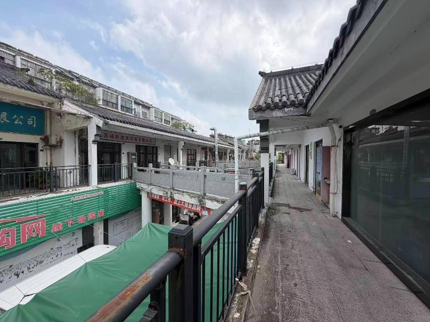 [淮安市]荷湖星城S2#楼40间房屋三年租赁权招租公告