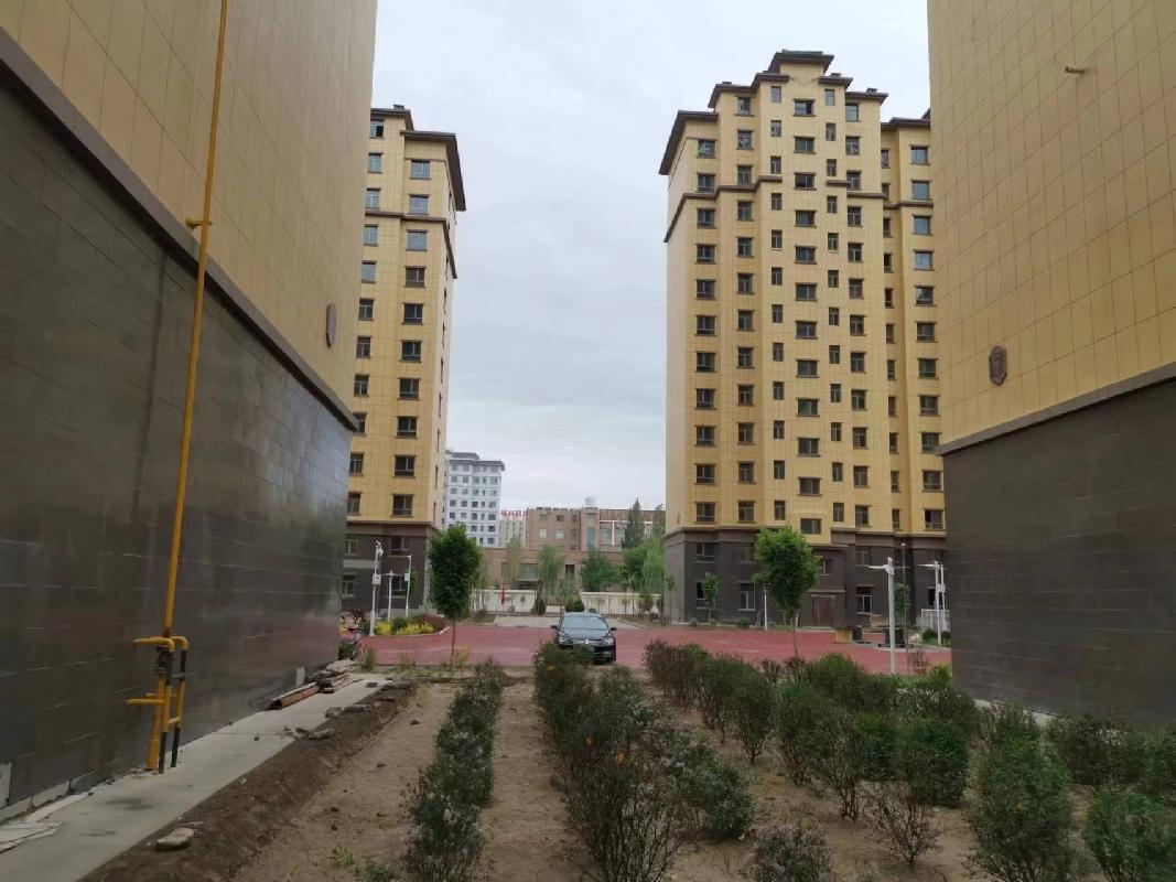 甘肃省酒泉市瓜州县玄奘大道南侧、瓜州大道东侧“创新小镇”部分住宅转让公告（第八次）