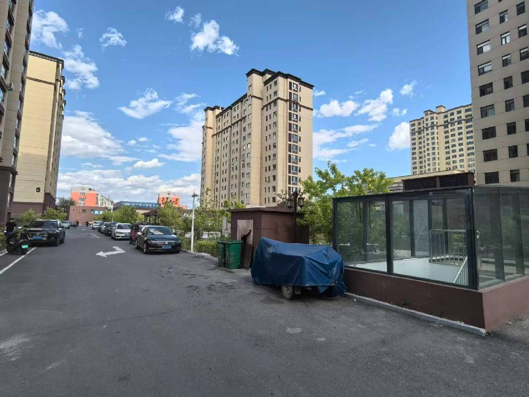兴安盟乌兰浩特市和平里小区4号楼2单元201室住宅房产转让(国资监测编号GR2026NM1003914)