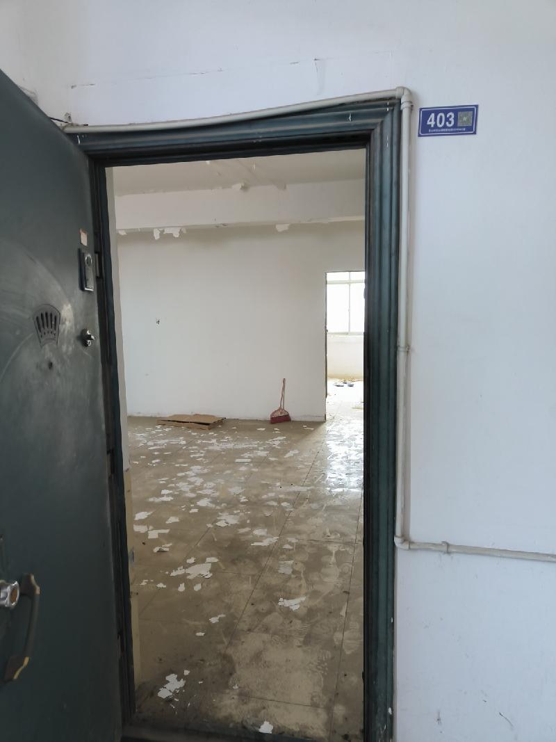 昆山市淀山湖镇曙光路66号403室等3套房产公开转让