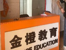 包头市昆都仑区友谊18号街坊42栋西二楼房产退管科招租（年租金底价：131826元/年，租期：5年）（内蒙古铁花文化产业投资有限责任公司）(国资监测编号GR2026NM1003938)