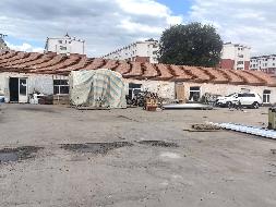 喀喇沁旗锦山镇河北东区(原喀喇沁旗柄粑厂)院内土地、部分房屋及附属设施整体出租（年租金底价320000.00元，租期10年）(国资监测编号GR2026NM1003809)