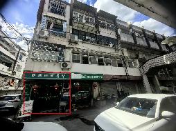 青阳县蓉城镇木镇路5号文庙商城小区D区133号商业用房出租公告