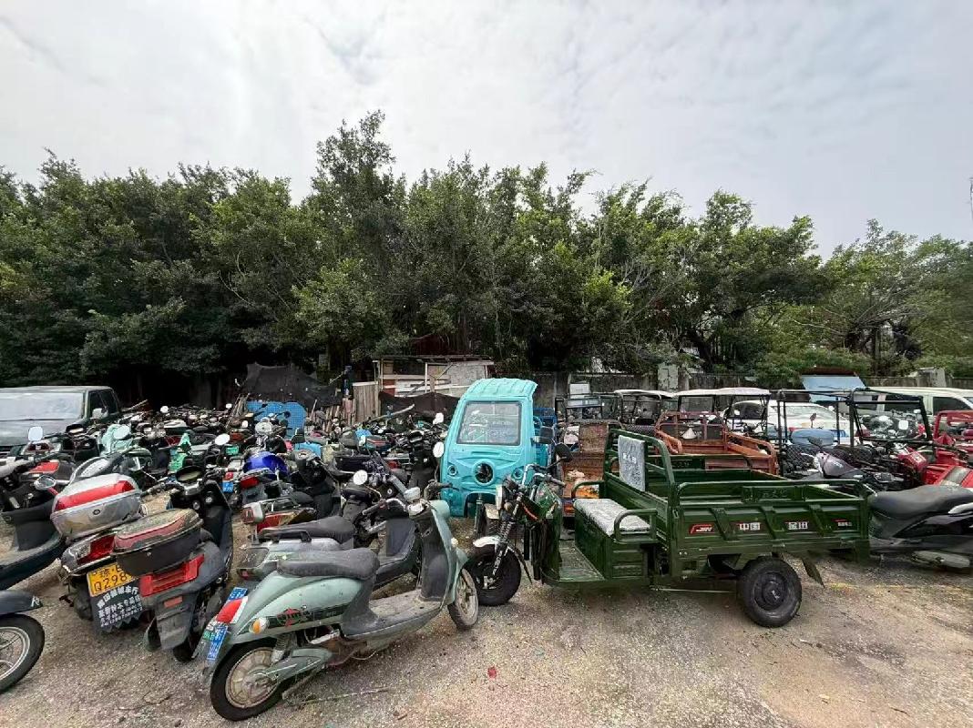 35辆报废机动车整体及2250辆二轮摩托车、二轮电动车、三轮电动车等报废车辆整体分别转让