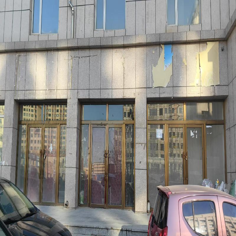 赤峰市敖汉旗新惠镇新惠路北新州街东锦绣花园7号楼1层7号车库出租（年租金底价7500.0元，租期1年）