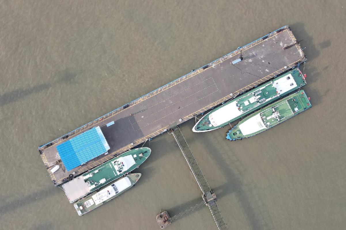 “张港趸2号”趸船公开转让(国资监测编号GR2026JS6003336)