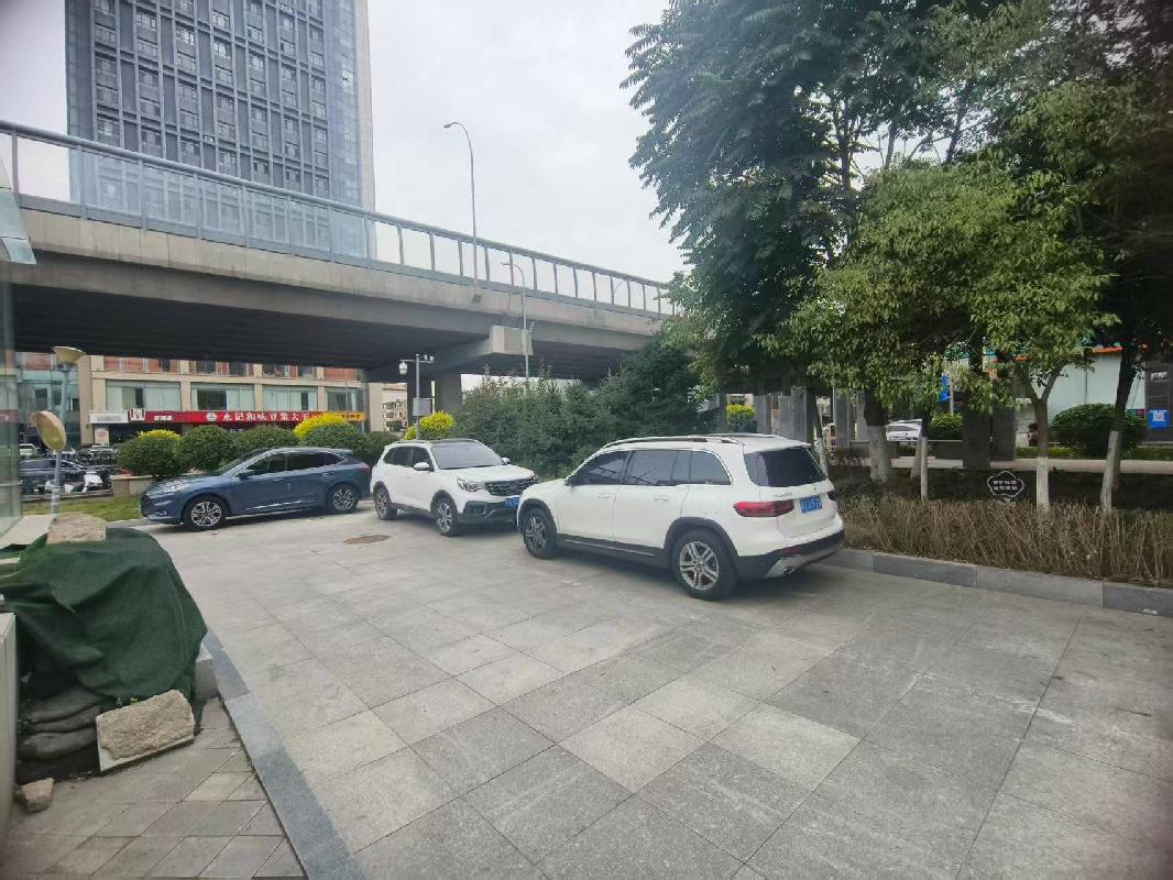 北京大学肿瘤医院内蒙古医院 (内蒙古医科大学附属肿瘤医院) 电动汽车充电桩安装项目市场询价