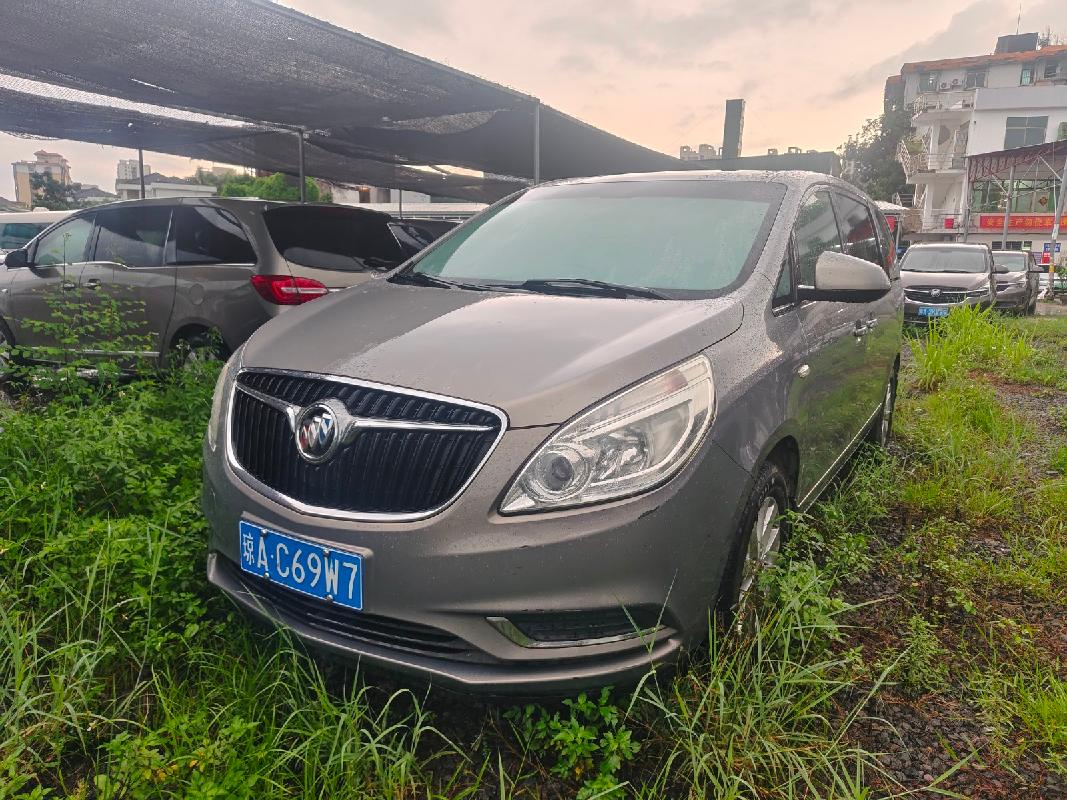 琼A2BC06别克牌、琼AF25096吉利帝豪牌等10辆小型普通客车分别转让