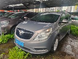 琼A2BC06别克牌、琼AF25096吉利帝豪牌等10辆小型普通客车分别转让