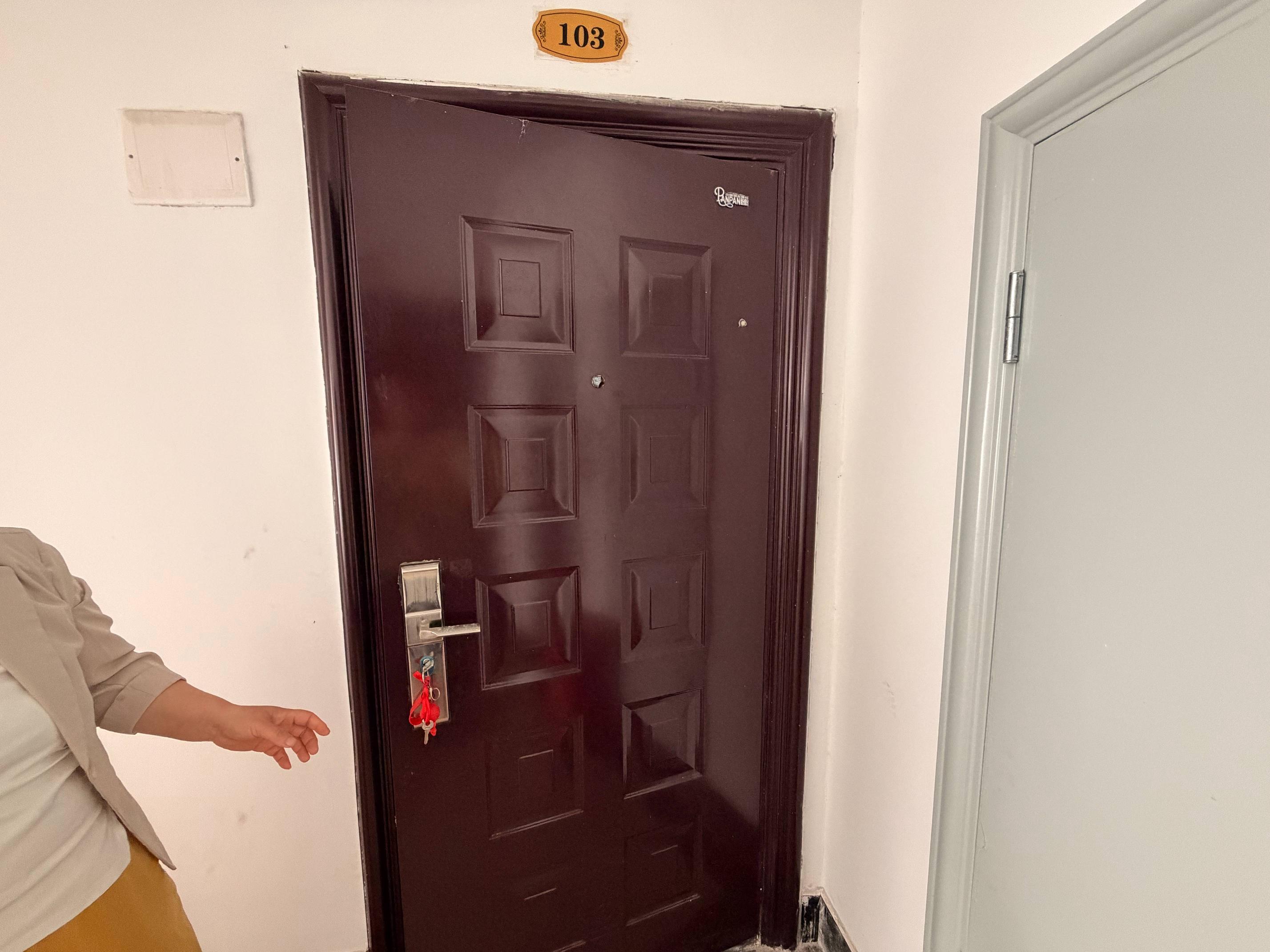 附小公寓楼北幢103室招租公告