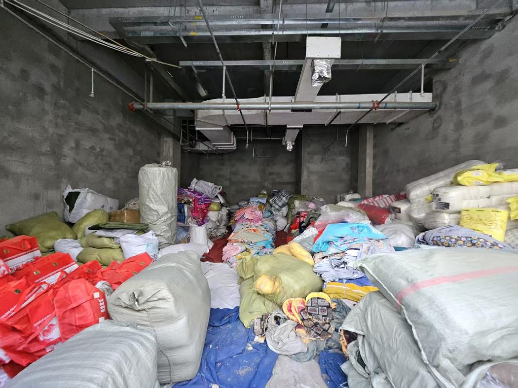 巴彦淖尔市临河区红美建材2号馆-B2-106室转让