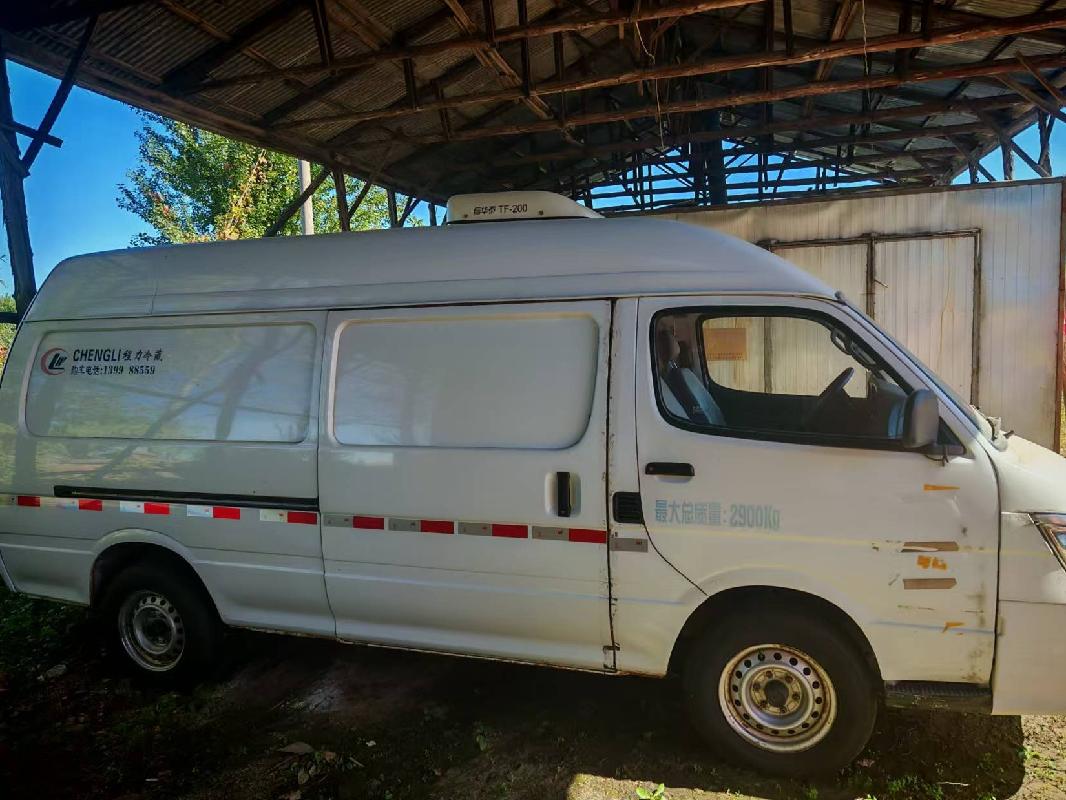 金杯牌SY5033XLCL-D5SBH轻型厢式货车（黑DEU609）转让交易公告(国资监测编号GR2026HL2005416)