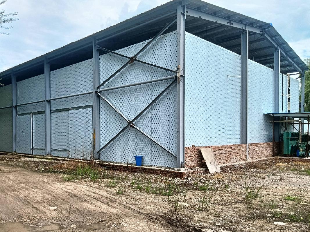 位于乌兰浩特市葛根庙镇哈达那拉嘎查约3200立方米冷藏库及配套设备出租（租期：1年；租金：31312元/年）