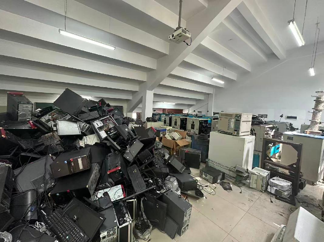 [哈尔滨市]黑龙江科技大学台式电脑等一批报废资产捆绑转让交易公告