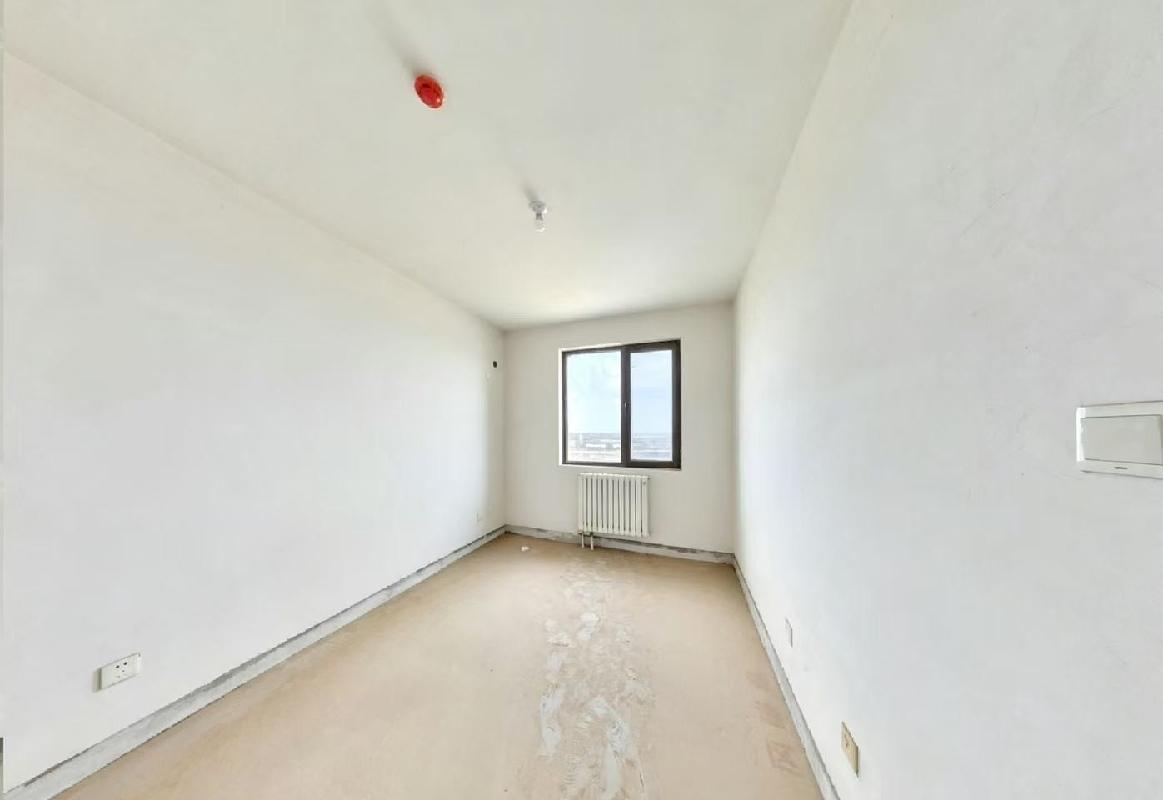 山东省济南市天桥区绿地新里璞园一区4号楼2-1504公开转让(国资监测编号GR2026JS6003423)