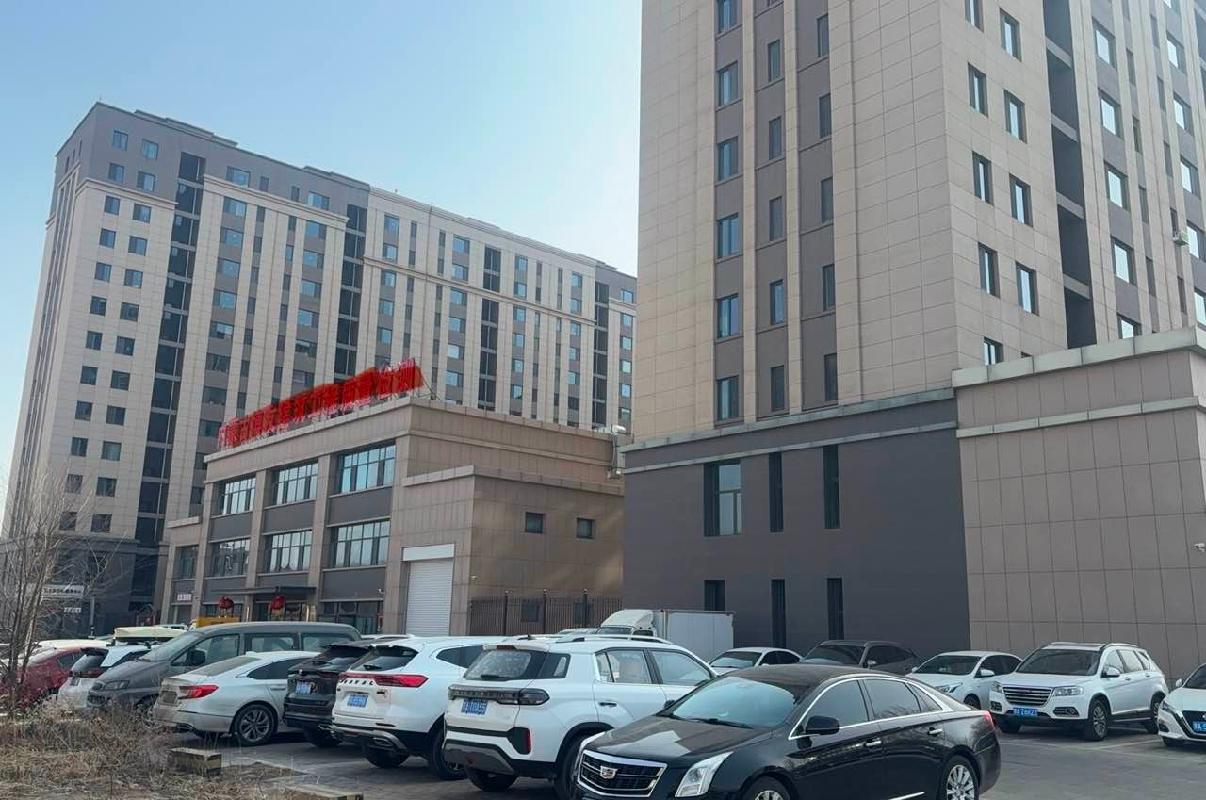呼和浩特市新城区中交·上东国际商业一期1#底商1-101等16处资产出租、出售询价