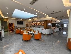 长沙市芙蓉区迎宾路246号鹏程世家大厦101、201、301三处商业用房招租(国资监测编号GR2026HN1003068)