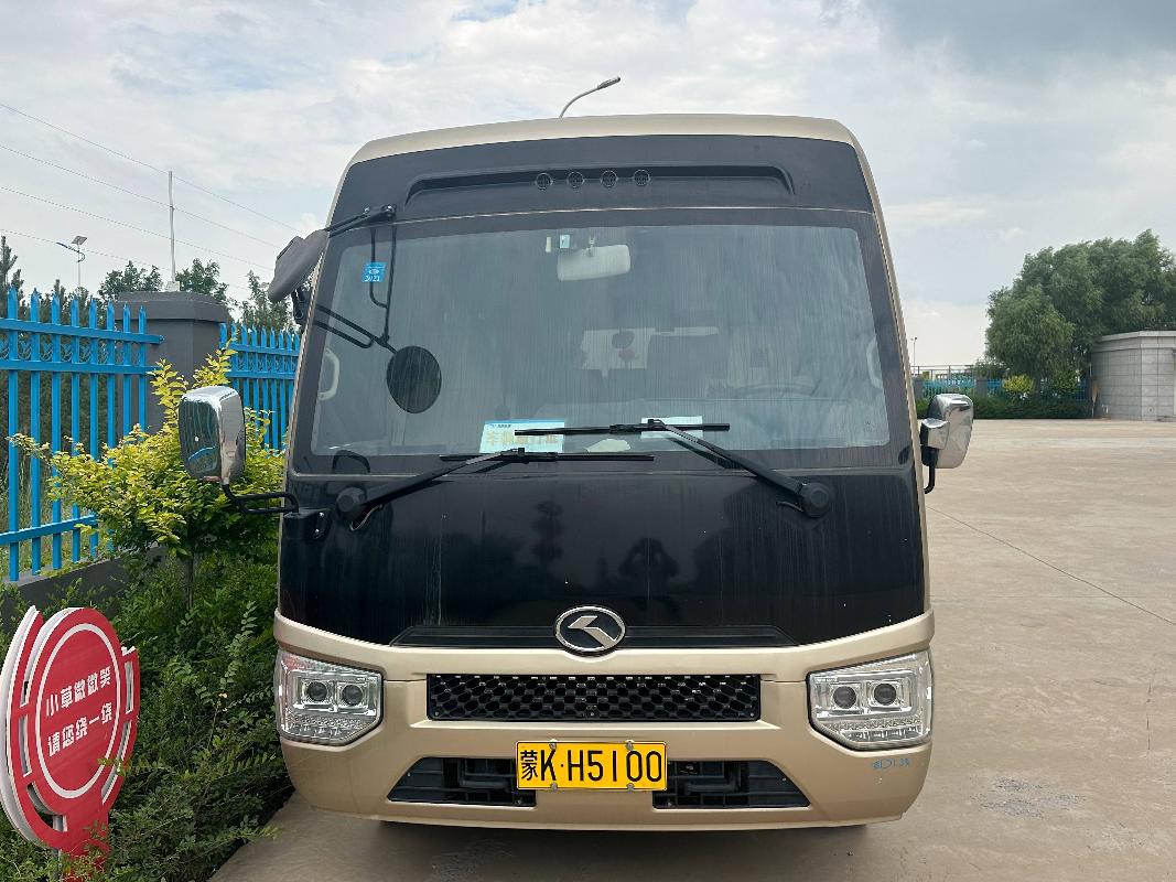 （蒙KH5100）金龙牌XMQ6706DYD5D大型普通客车2.8L转让（内蒙古雅海能源开发有限责任公司）(国资监测编号GR2026NM1004028)