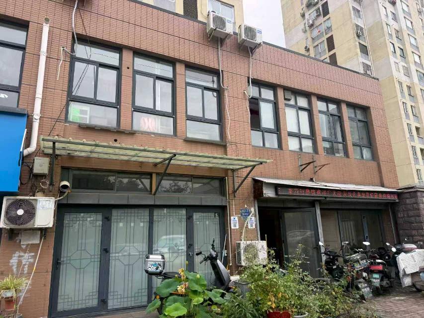 [常州市]常州市钟楼区桂花园19-6号商铺招租公告