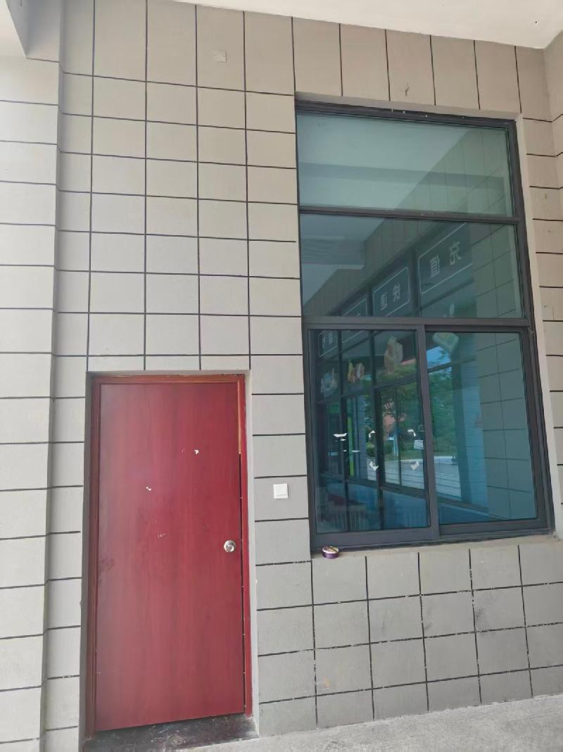 芜湖职业技术大学南陵校区食堂一楼西南侧后勤服务中心门面房出租公告(国资监测编号GR2026AH2002325)