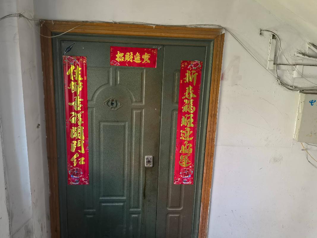 长沙市雨花区梓园住宅区13栋4-7层招租(国资监测编号GR2026HN1003075)
