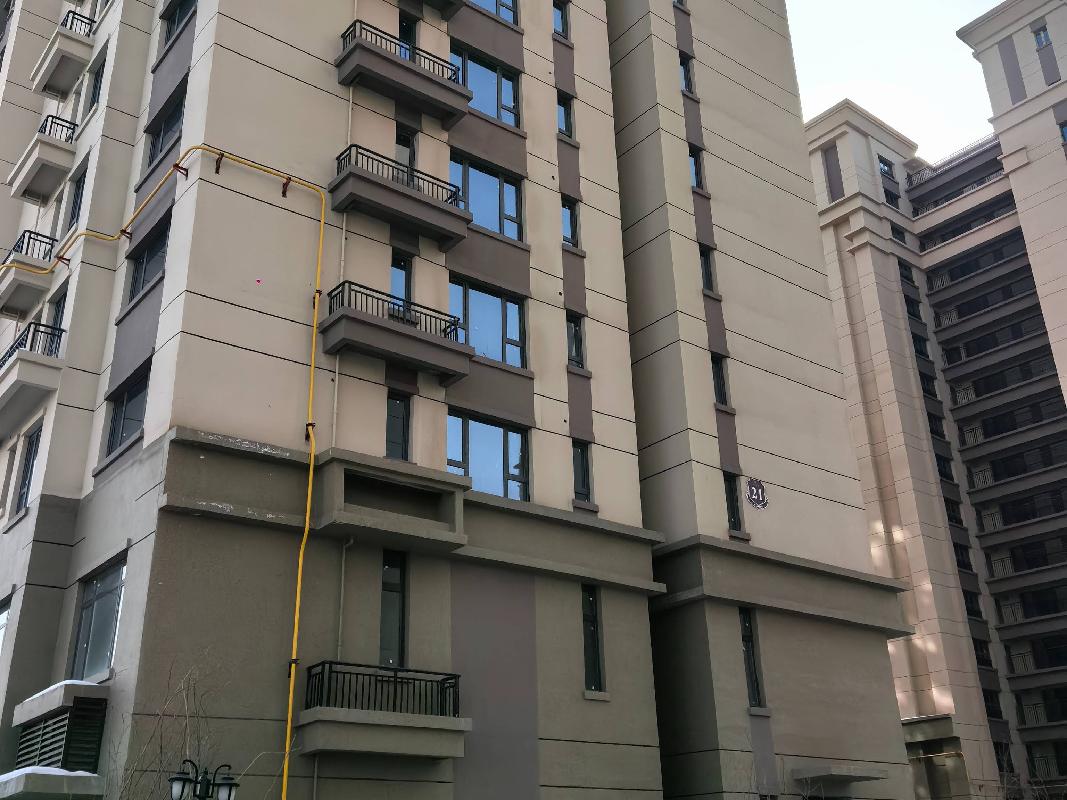 乌鲁木齐高新技术产业开发区(新市区)宁波街99号名门之都小区21#服务型公寓314室-320室、414室-420室、1012室（资产包一）
