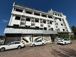 黄山高新技术产业开发区梅林大道51号中国黄山蛇馆主楼房产转让公告(国资监测编号GR2026AH2002331)
