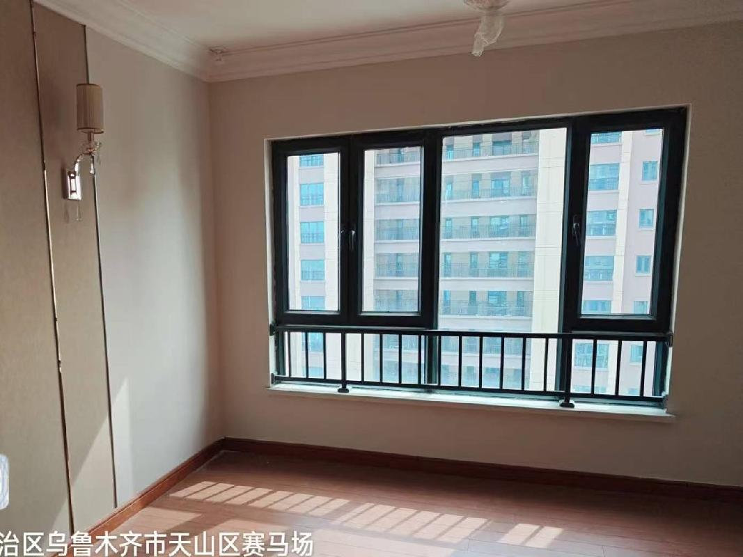 乌鲁木齐热力（集团）有限公司转让位于乌鲁木齐市天山区赛马场路58号澜嘉小区29#住宅楼1单元1202室(国资监测编号GR2026XJ1001732)