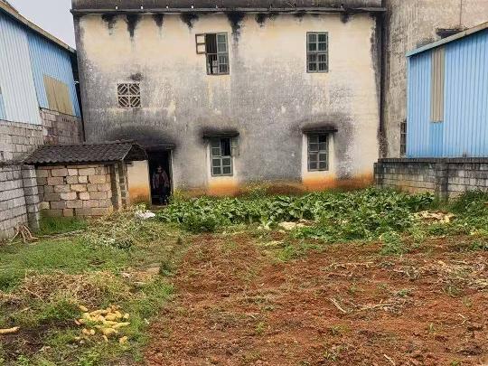富川瑶族自治县福利镇福利街房产转让公告