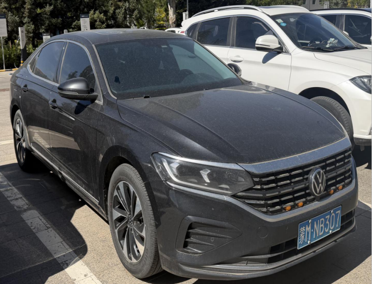 蒙MNB307大众汽车牌SVW71423AT小型轿车1395ml处置
