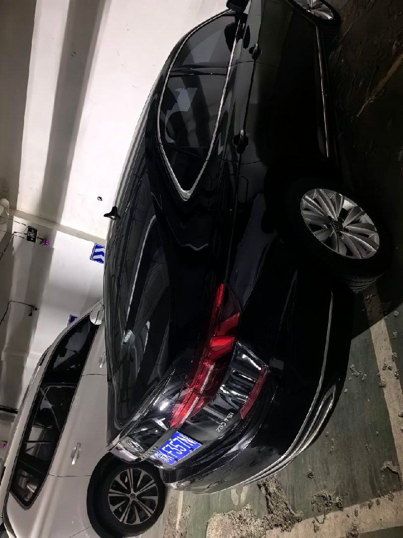 蒙KF357N大众汽车牌SVW71423DT小型轿车1395ml处置