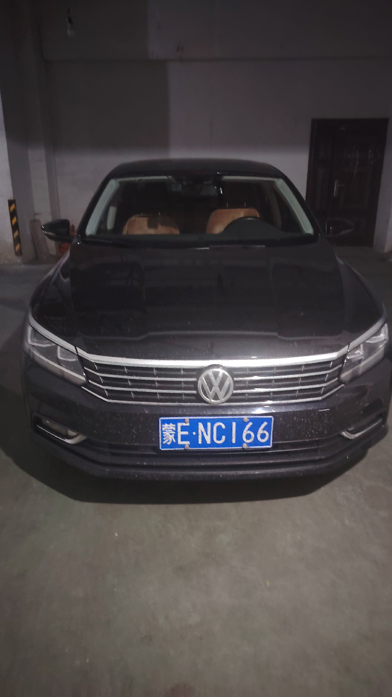 蒙ENC166大众汽车牌SVW71810BU小型轿车1798ml处置