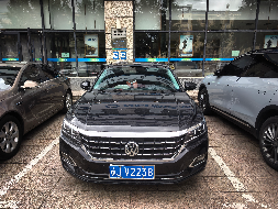 蒙JV2238大众汽车牌SVW71423CT小型轿车1395ml处置