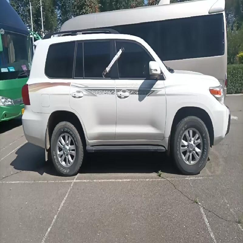蒙AA851M丰田牌CA6521G1E4小型普通客车3.956L转让