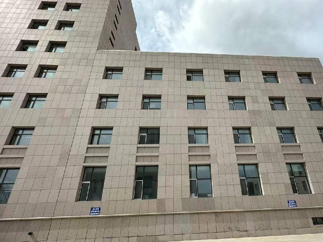 呼伦贝尔市新城区规划九街水利综合楼1-4层房产招租（年租金底价306136.00元，租期5年）