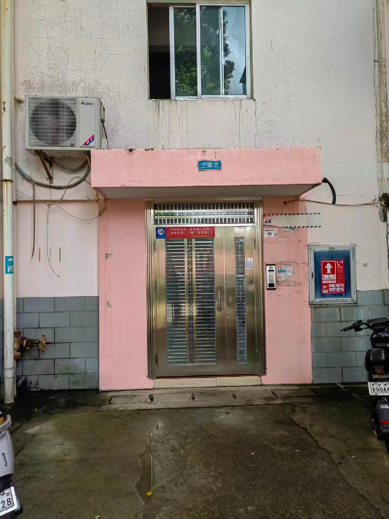 深圳市罗湖区延芳路秀南街89号排水工区3单元412房住宅用房招租(国资监测编号GR2026HN1003121)