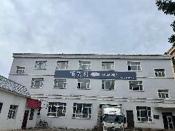 伊犁新华书店有限责任公司位于昭苏县解放路101号原库房2-3层建筑面积约854㎡对外招租，租期二年