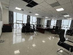 新疆胡杨新城工程项目管理咨询有限公司转让位于第七师天北新区天北大道33-130、131、132、137号房产(国资监测编号GR2026XJ1001744)