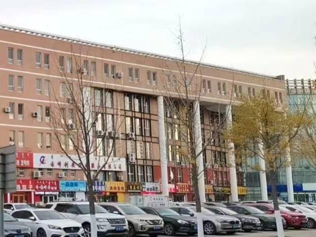赤峰市新城区财富大厦B座408室公开招租（租金底价93893.76元/年，租期2年）(国资监测编号GR2026NM1004178)