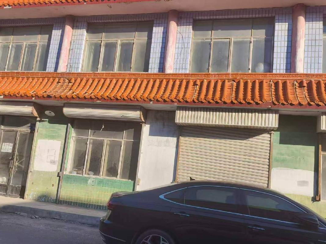 锡林浩特市给排水有限责任公司三套房产分别出租