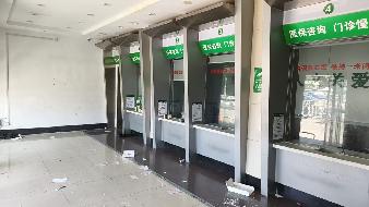 芜湖市镜湖区医苑小区1幢01号部分商业用房 （毗邻弋矶山医院）出租公告(国资监测编号GR2026AH2002391)