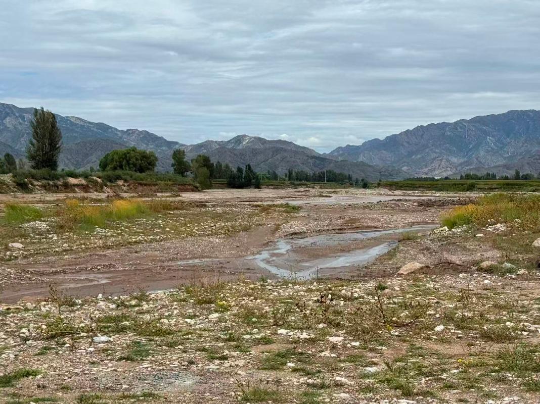 土左旗水磨沟河道清淤淤泥质粉土、混合砂石料打包处置(国资监测编号GR2026NM1004141)