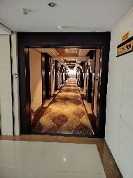 呼和浩特市新城区兴安南路5号心寰大厦一层南半边、七层南半边房产分别出租项目