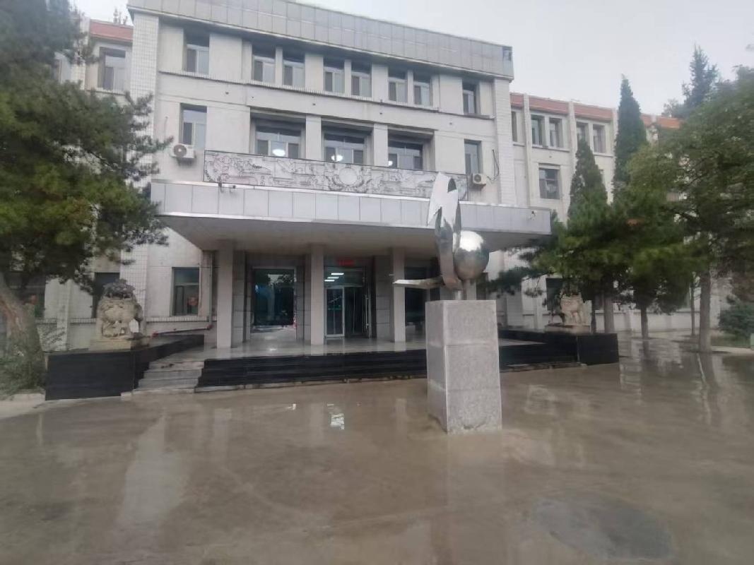 内蒙古包头市青山区呼得木林大街13#街坊（原资产中心办公楼三楼南侧）出租（年租金底价：18600元/年，租期：3年）（包头满都拉电业有限责任公司）(国资监测编号GR2026NM1004166)