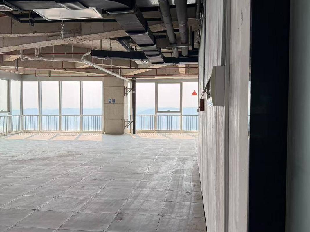 长沙市天心区湘江中路二段178号汇景发展环球中心写字楼39楼002-005号房1077.27㎡(国资监测编号GR2026HN1003580)